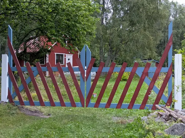 Wooden fence being built in Nõmme